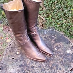 Women Vintage Leather Bronze Go Western Style Boots By BCBG Girls  Size 7.5